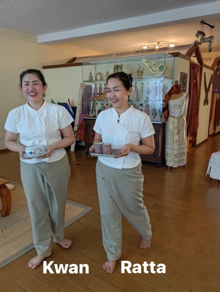 Therapists Kwan and Ratta